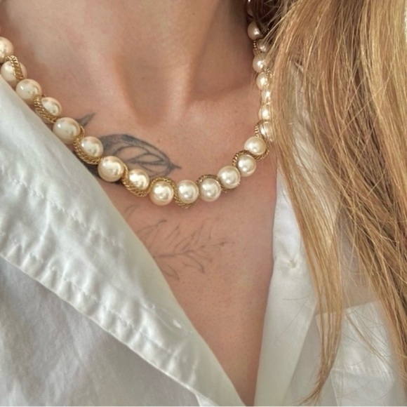 Pearl & Gold Chain Necklace Vintage “Alienor” Classic Style Quiet Luxury Elegant - Picture 10 of 10